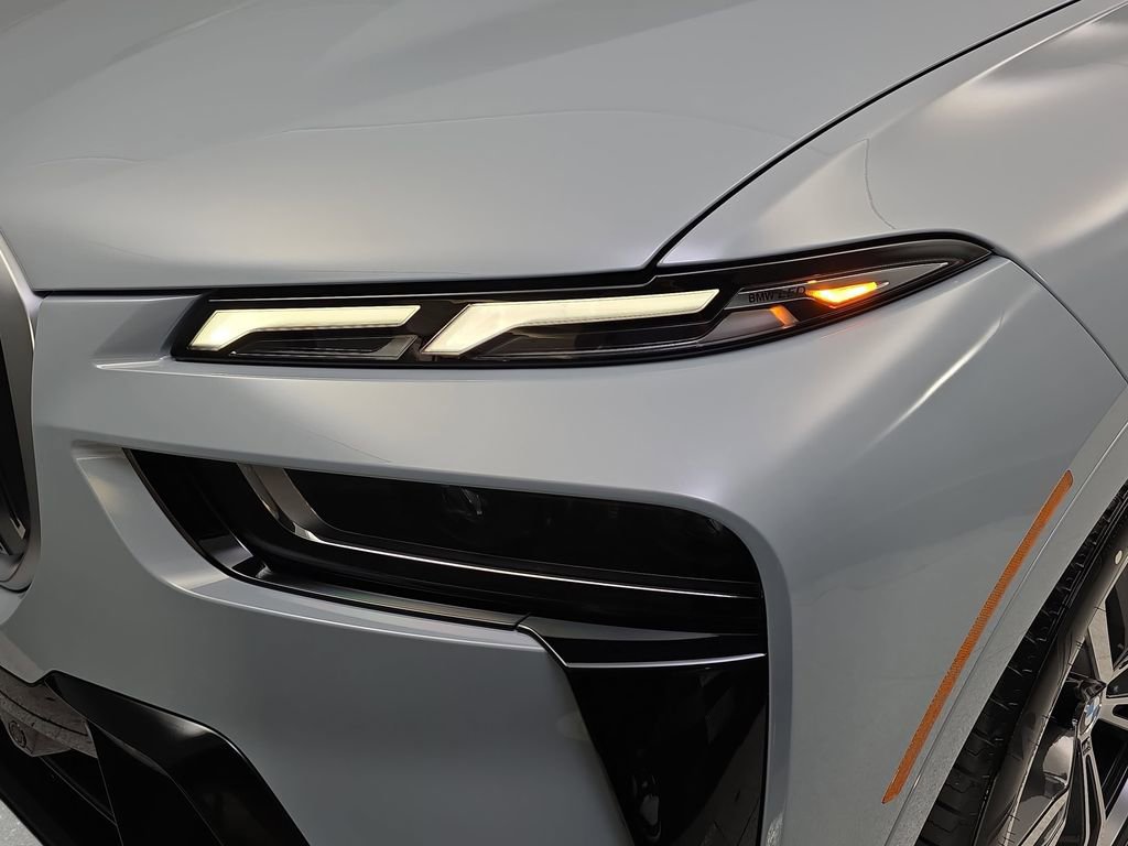 New 2026 BMW X7 xDrive40i image 32