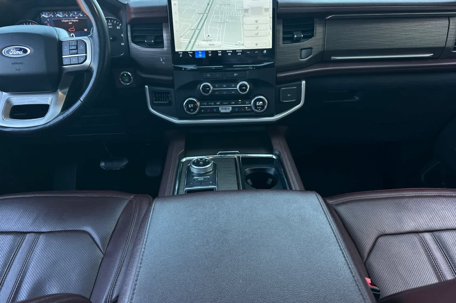 Certified 2024 Ford Expedition Limited RWD image 3
