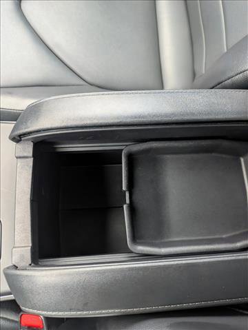 Used 2023 Toyota Highlander XLE image 17