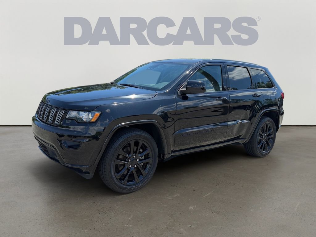 Used 2022 Jeep Grand Cherokee Laredo X RWD image 3