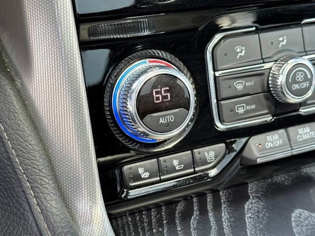 Used 2021 GMC Yukon XL Denali w/ Advanced Technology Package image 25