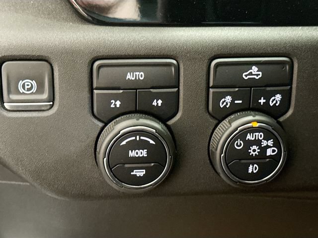 Used 2024 Chevrolet Silverado 1500 RST AWD/4WD image 11