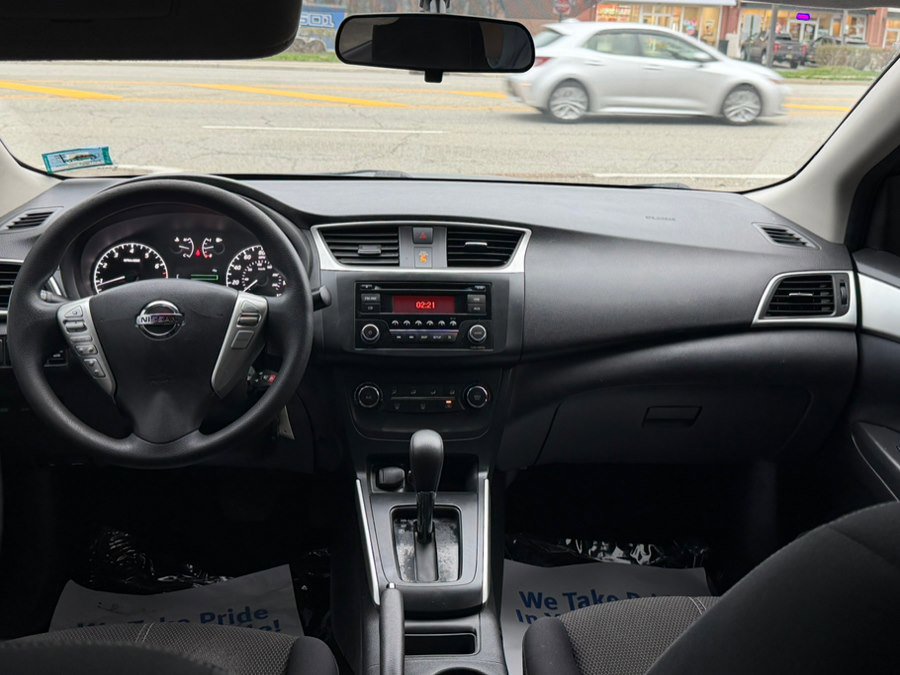 Used 2016 Nissan Sentra S image 15
