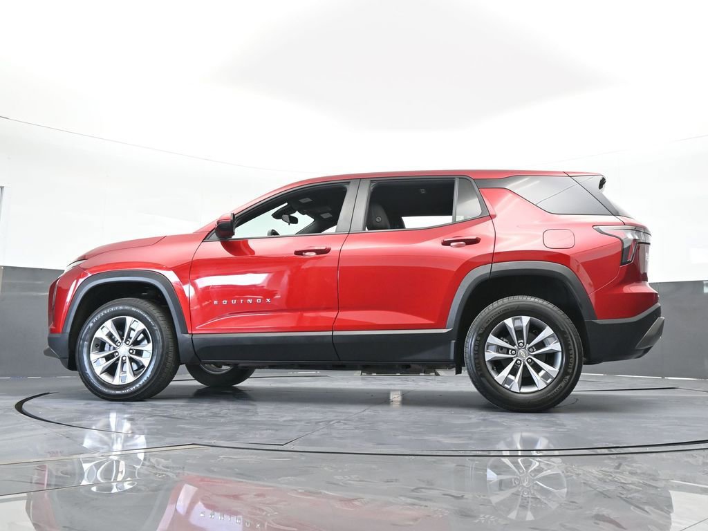 Used 2025 Chevrolet Equinox LT image 56