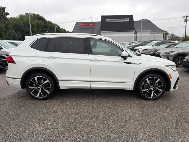 Used 2022 Volkswagen Tiguan SEL R-Line AWD/4WD image 5