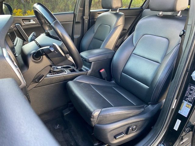 Used 2022 Kia Sportage Nightfall Edition FWD image 18