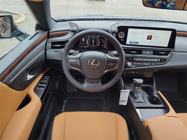 New 2025 Lexus ES 350 w/ Premium Package image 10