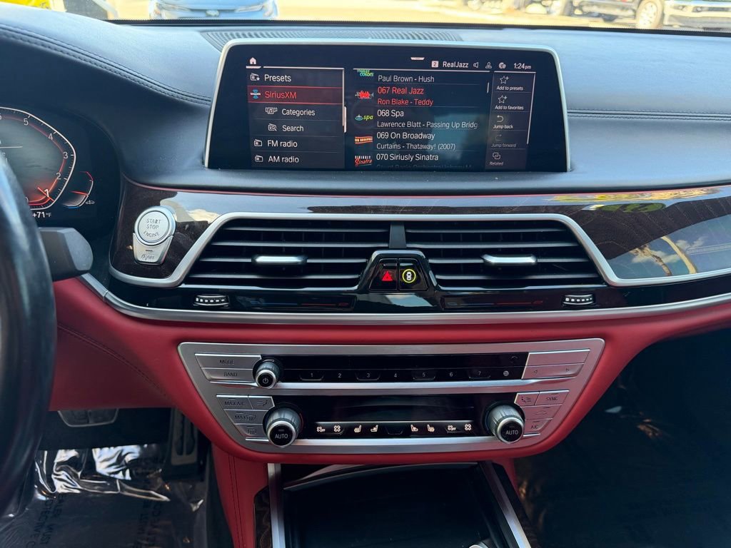 Used 2022 BMW 740i xDrive w/ M Sport Package image 20