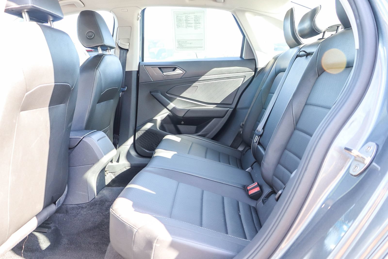 Used 2024 Volkswagen Jetta SE FWD image 19