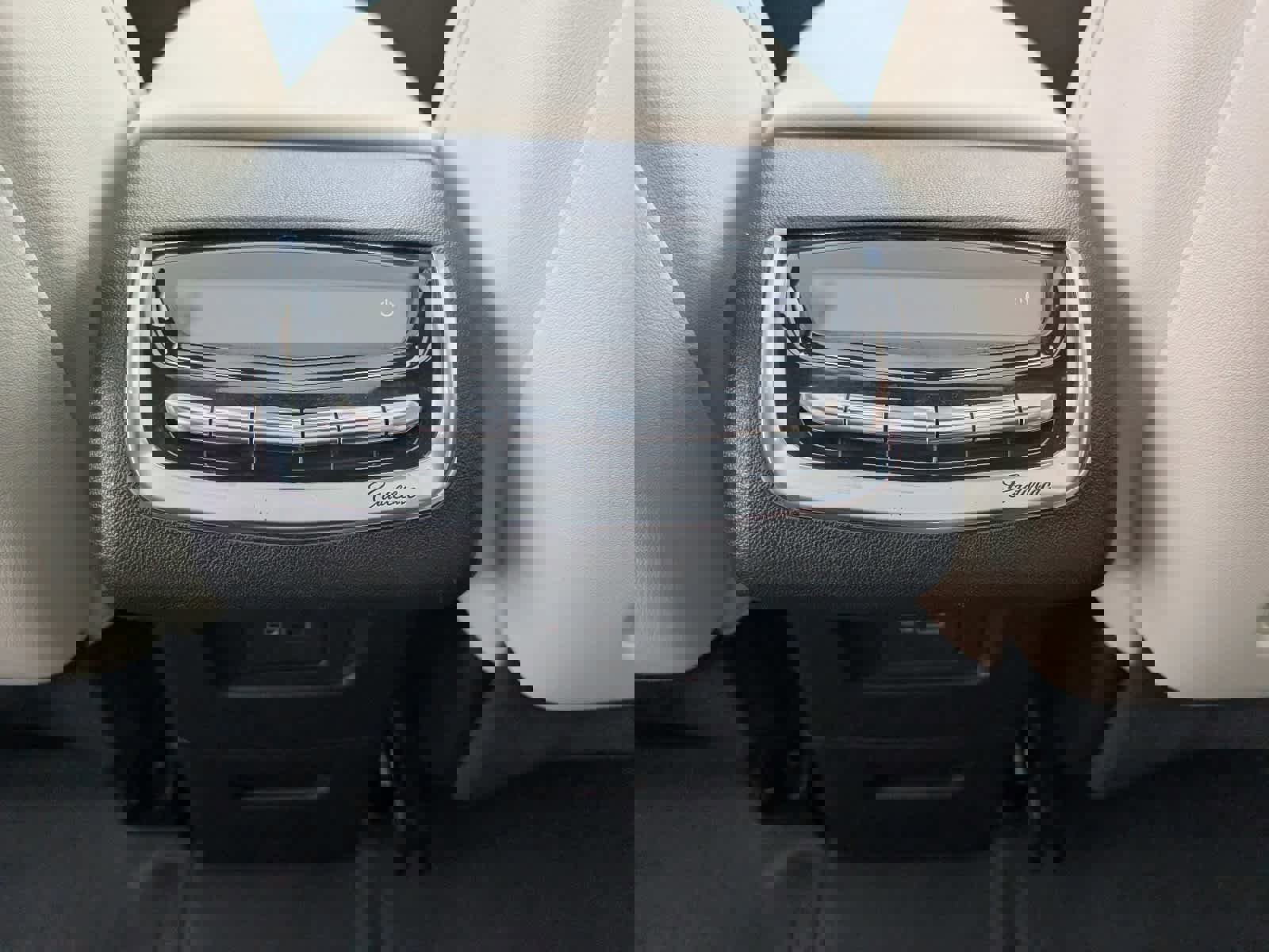 Used 2020 Cadillac XT6 Sport AWD/4WD image 17