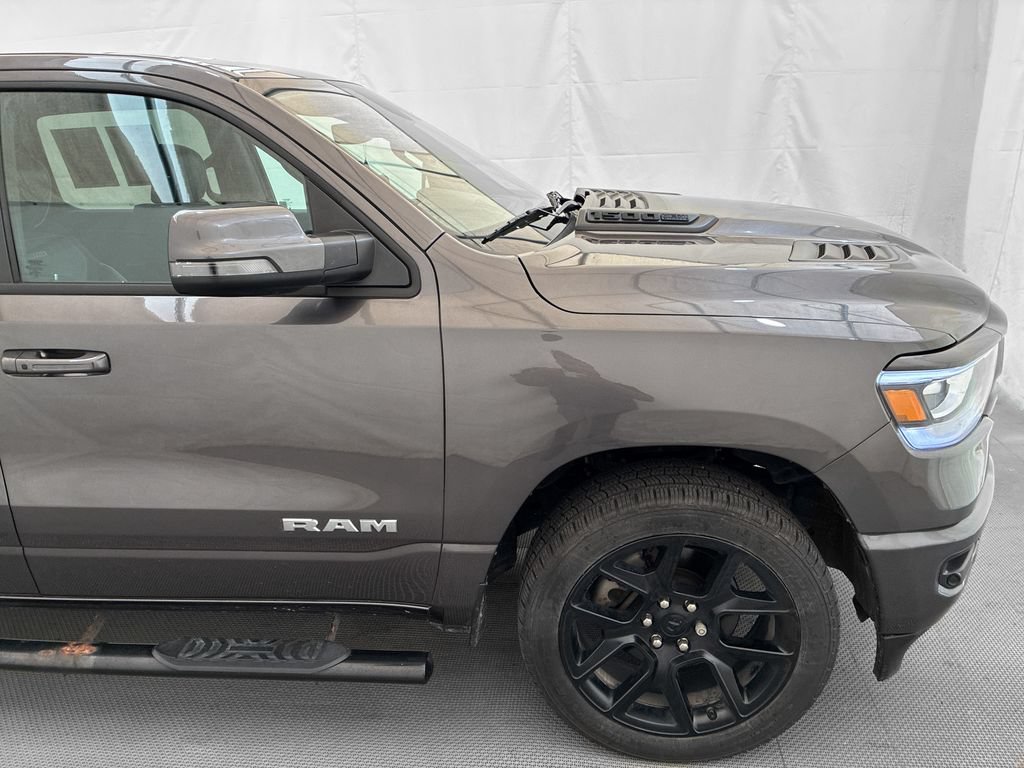 Used 2023 RAM 1500 Laramie AWD/4WD image 9