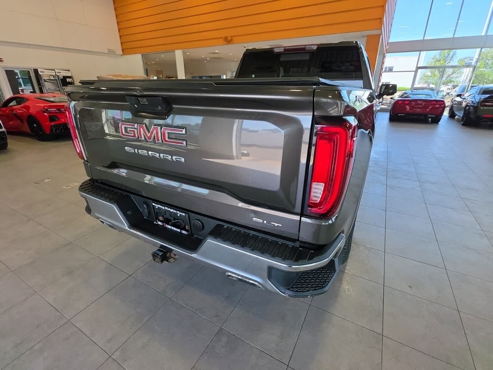 Used 2019 GMC Sierra 1500 SLT w/ SLT Convenience Package AWD/4WD image 10