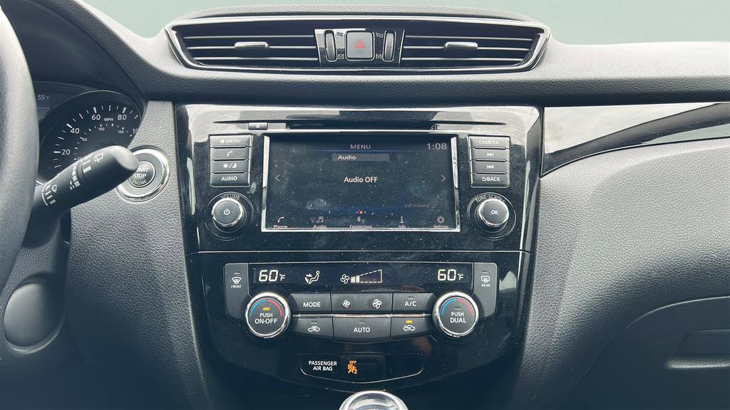 Used 2021 Nissan Rogue Sport SV image 19
