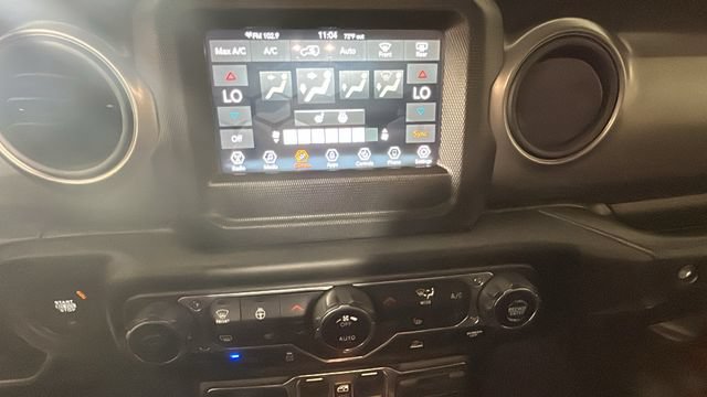 Used 2023 Jeep Wrangler Unlimited AWD/4WD image 20