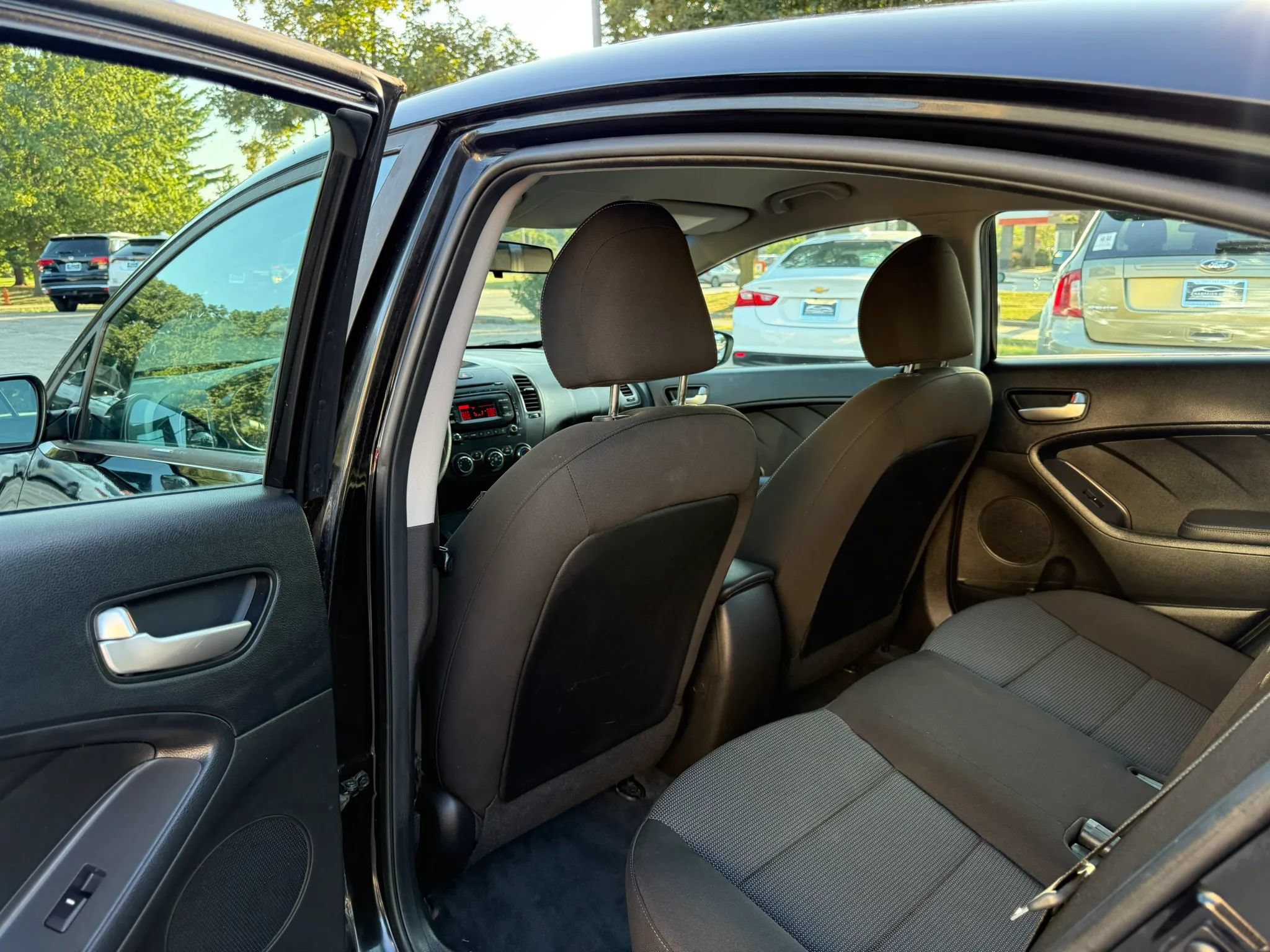 Used 2018 Kia Forte LX FWD image 13