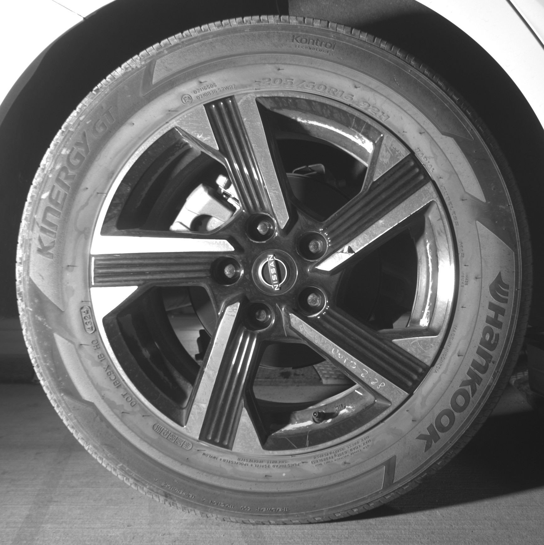Used 2025 Nissan Sentra SV FWD image 15