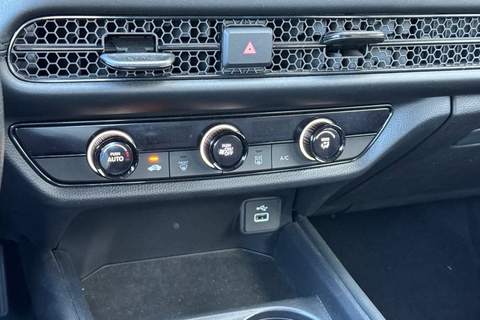 Certified 2024 Honda HR-V LX image 22