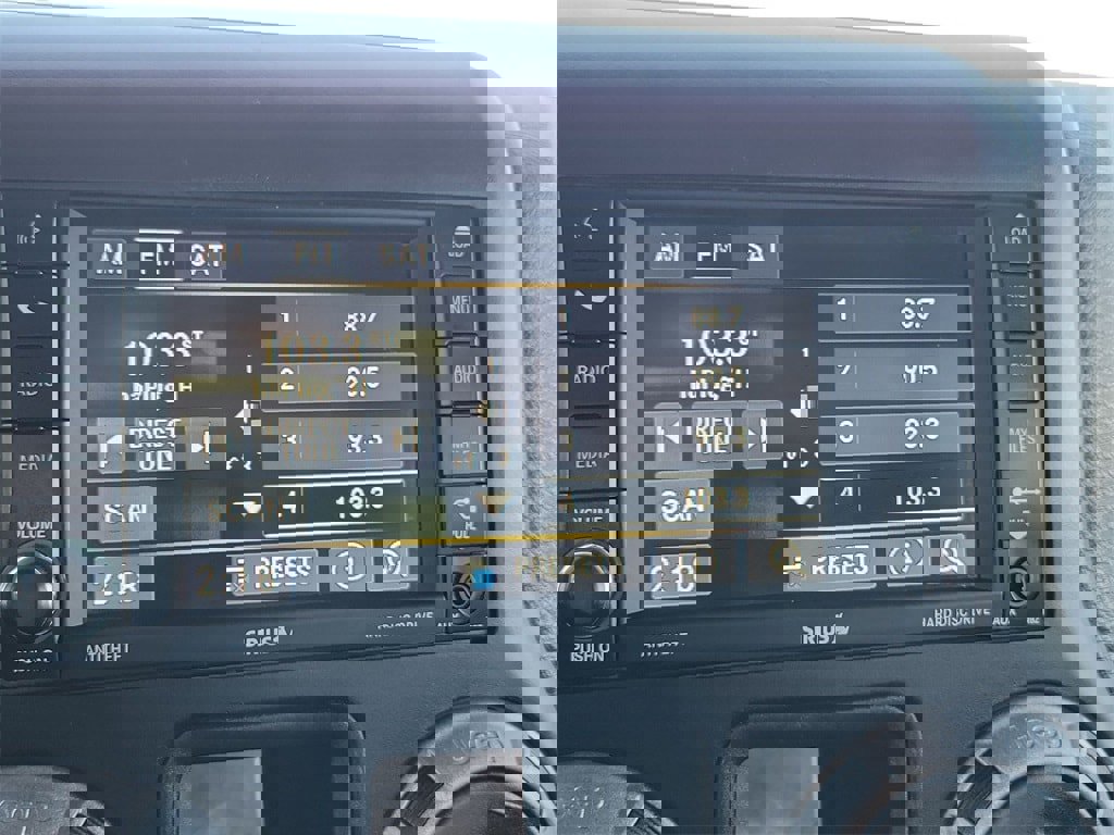 Used 2015 Jeep Wrangler Unlimited Sport image 19