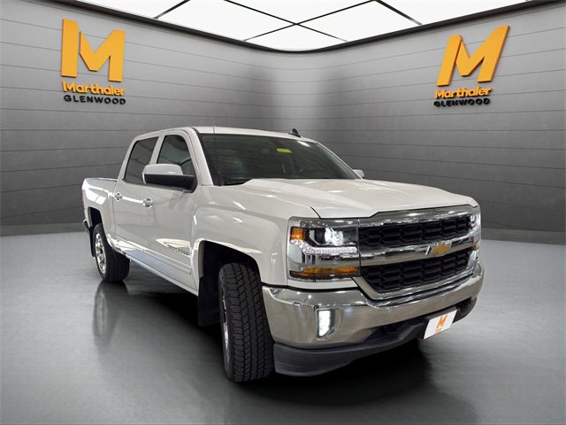 Used 2018 Chevrolet Silverado 1500 LT w/ LT Eassist Package image 3