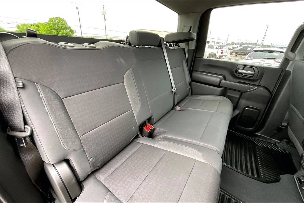 Used 2026 Chevrolet Silverado 2500 Custom w/ Custom Value Package AWD/4WD image 22