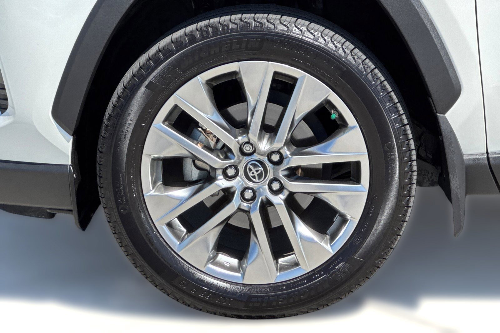 Certified 2019 Toyota RAV4 Limited w/ Advanced Technology Package FWD image 11