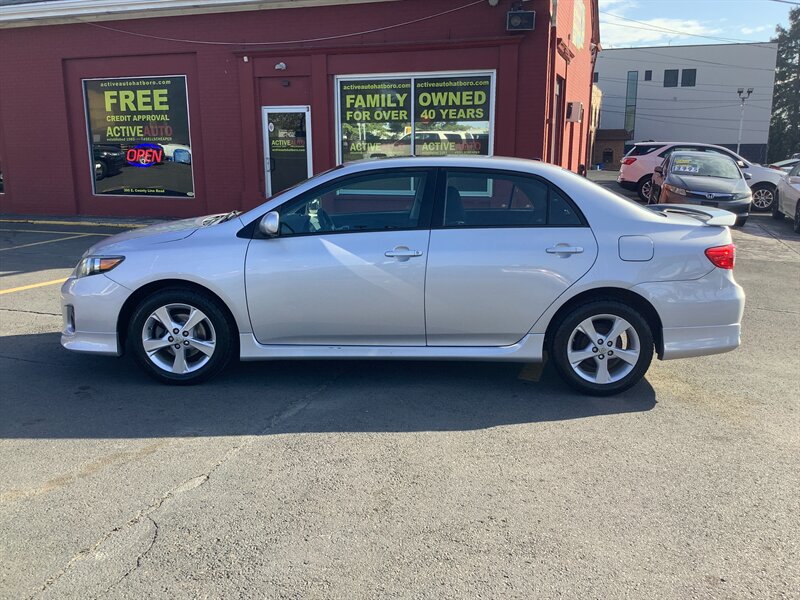 Used 2012 Toyota Corolla S FWD image 4
