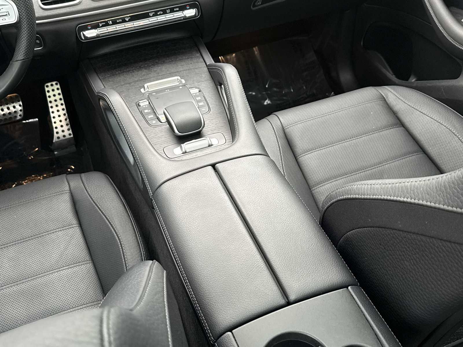 Used 2023 Mercedes-Benz GLS 580 4MATIC image 22