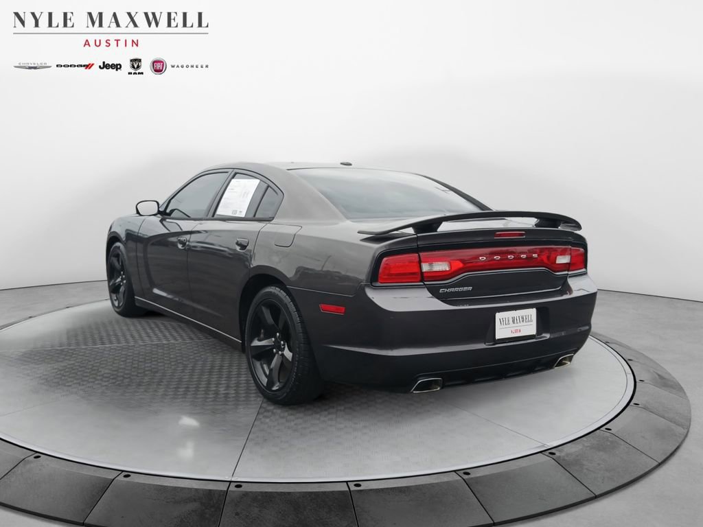 Used 2014 Dodge Charger SXT w/ Blacktop Package RWD image 14