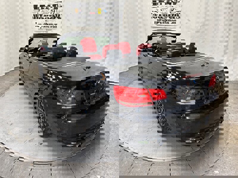 Used 2007 BMW 335i Convertible image 3