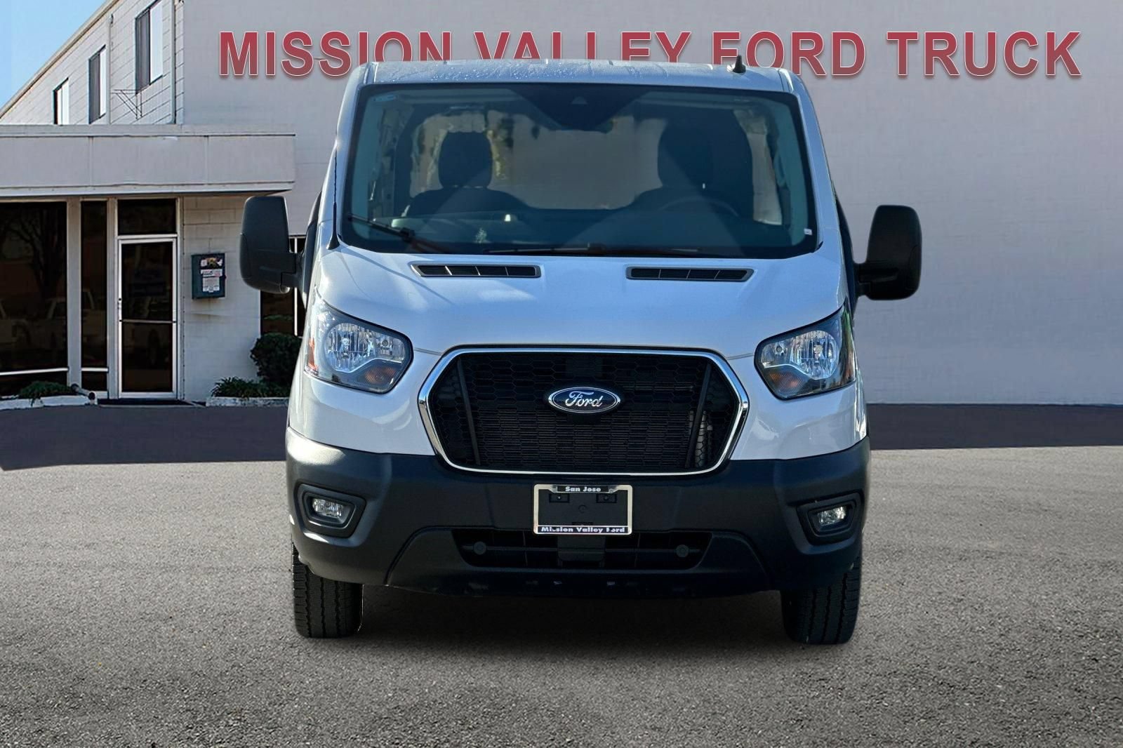 Used 2025 Ford Transit 250 Low Roof w/ Exterior Upgrade Package RWD image 9