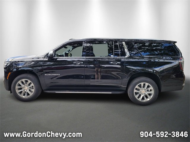 New 2025 Chevrolet Suburban Premier image 2