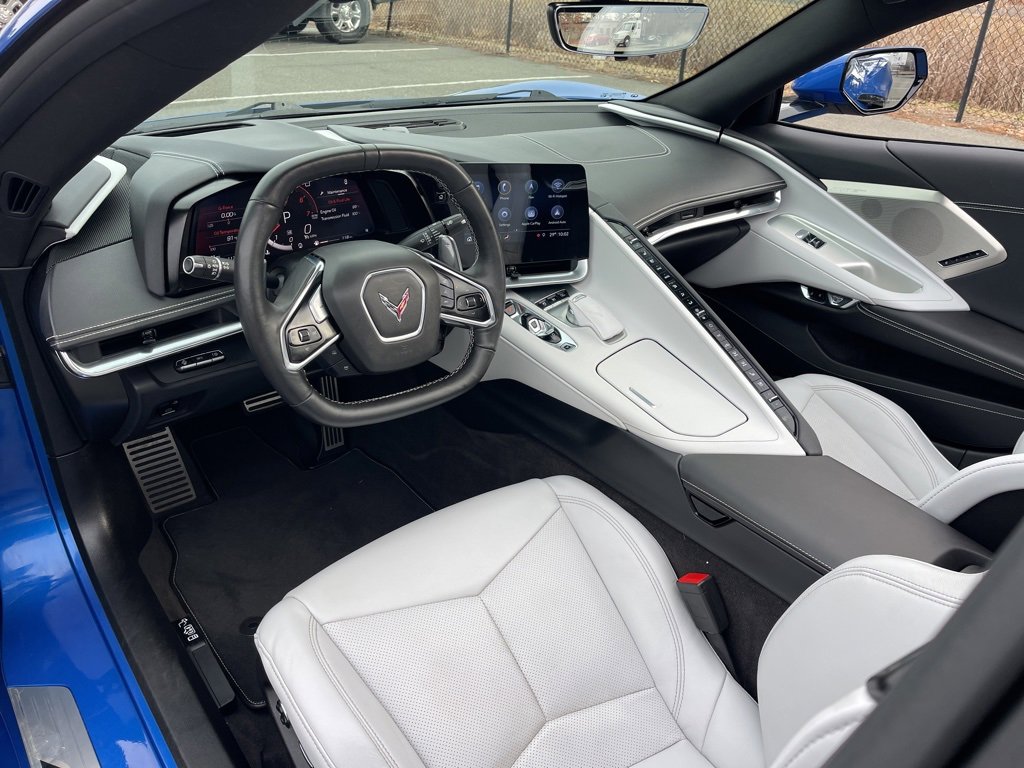 Used 2020 Chevrolet Corvette Stingray Preferred Cpe w/ 2LT Preferred Equipment Group image 18