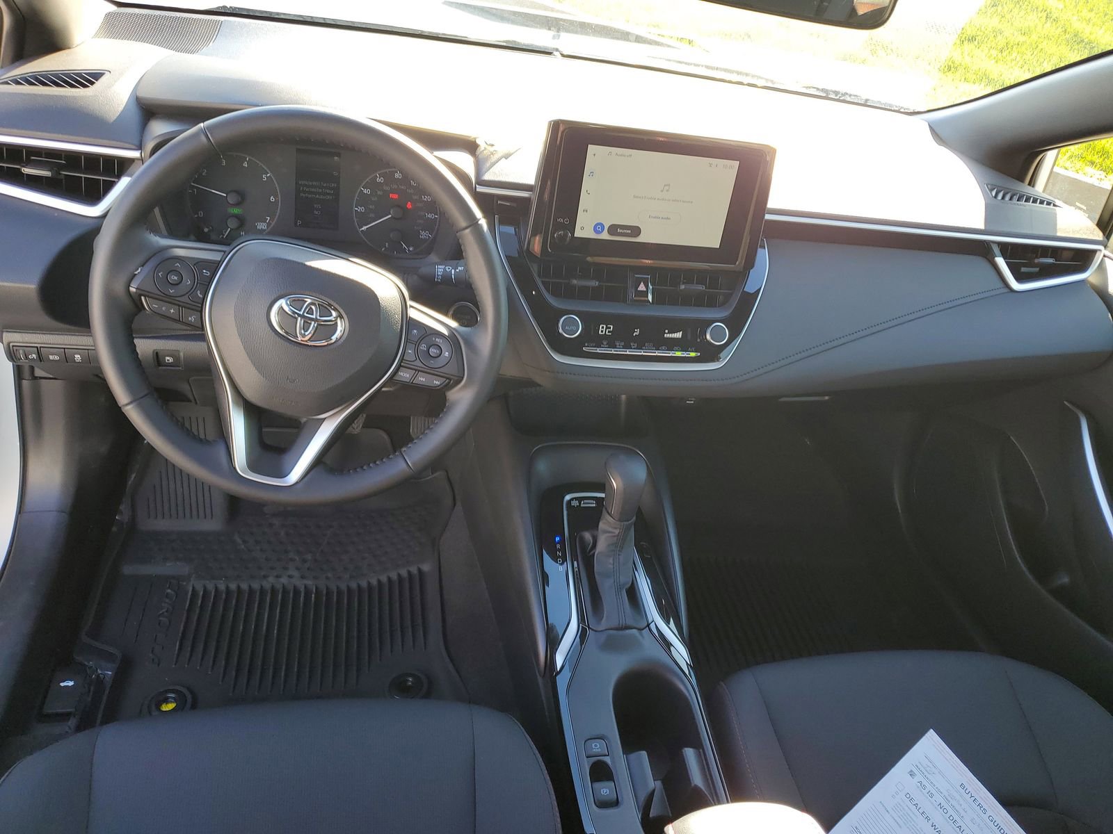 Certified 2025 Toyota Corolla SE image 10