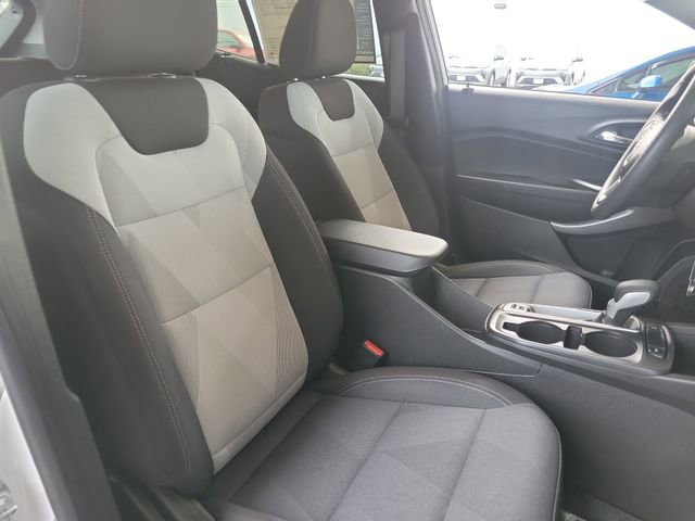 Used 2025 Chevrolet Trax LS FWD image 23
