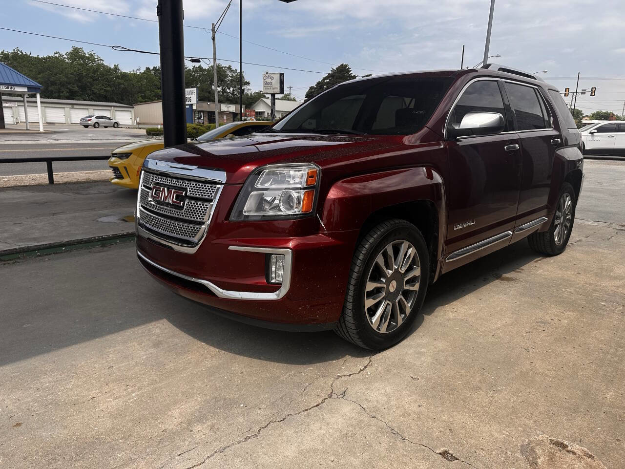 Used 2017 GMC Terrain Denali AWD/4WD image 4