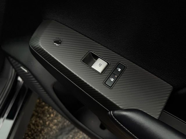 Used 2025 Mitsubishi Outlander Trail Edition image 16