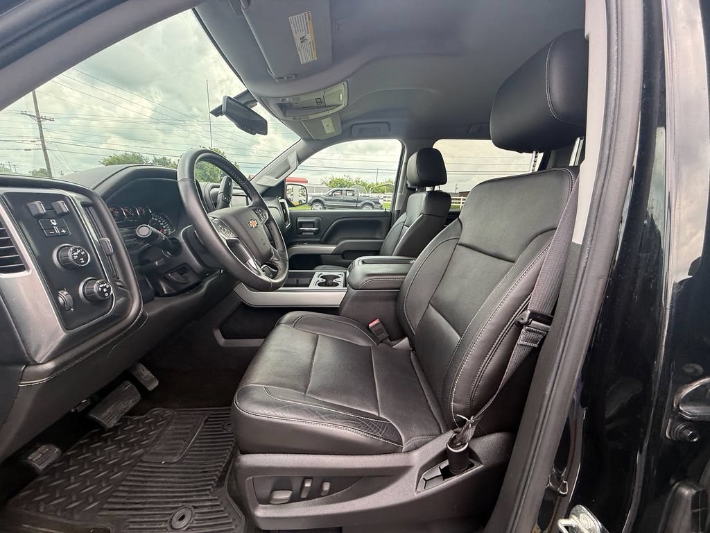 Used 2015 Chevrolet Silverado 1500 LTZ Z71 w/ LTZ Plus Package AWD/4WD image 12