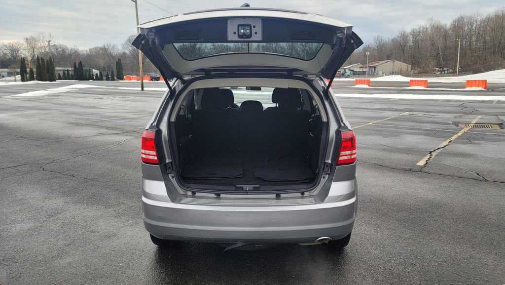 Used 2016 Dodge Journey SE w/ Flexible Seating Group image 11