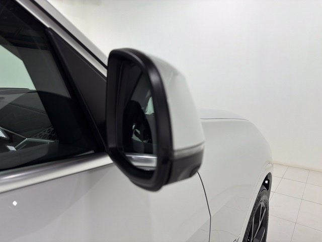 Certified 2024 BMW X7 xDrive40i w/ Premium Package AWD/4WD image 30