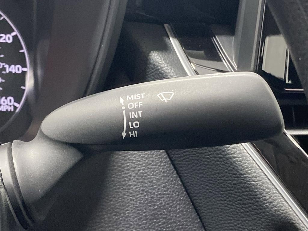 Used 2025 Toyota Corolla LE image 35