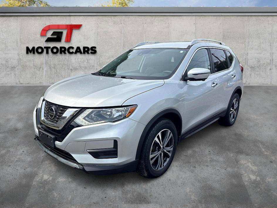 Used 2019 Nissan Rogue SV w/ Premium Package image 1