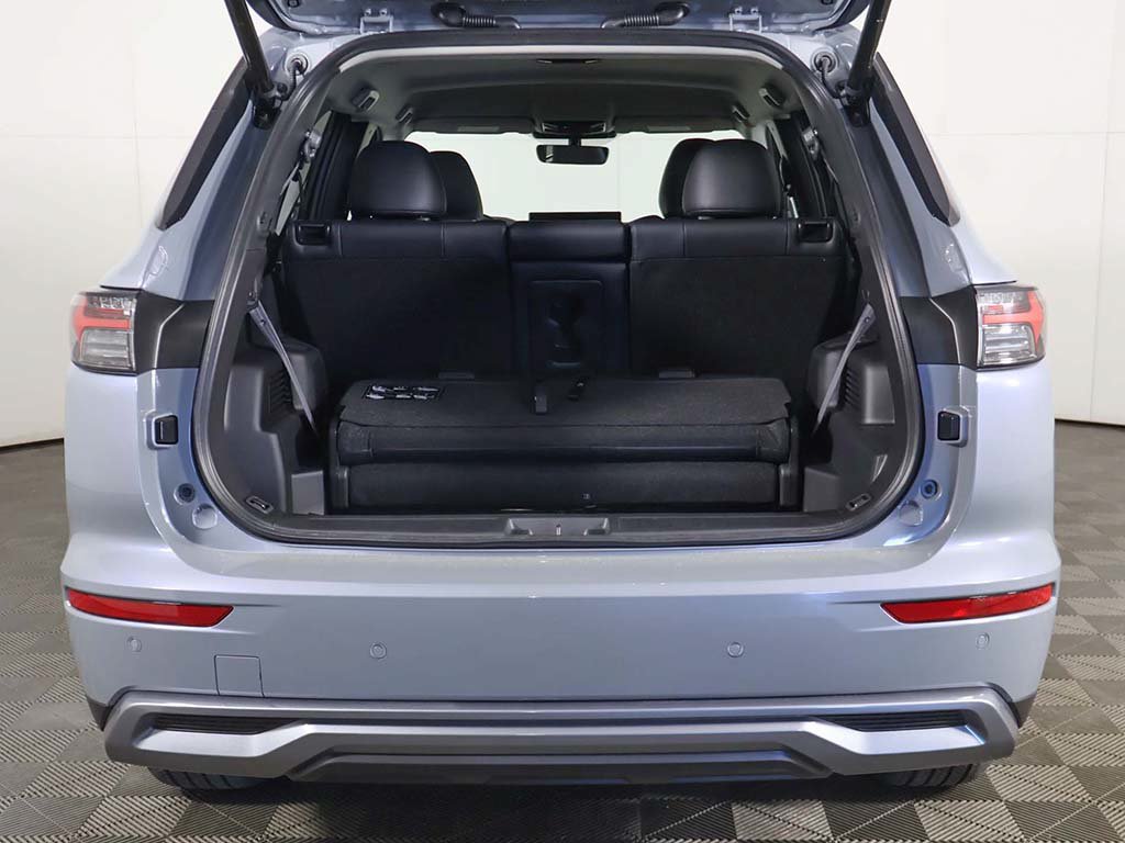 New 2026 Mitsubishi Outlander SE FWD image 18