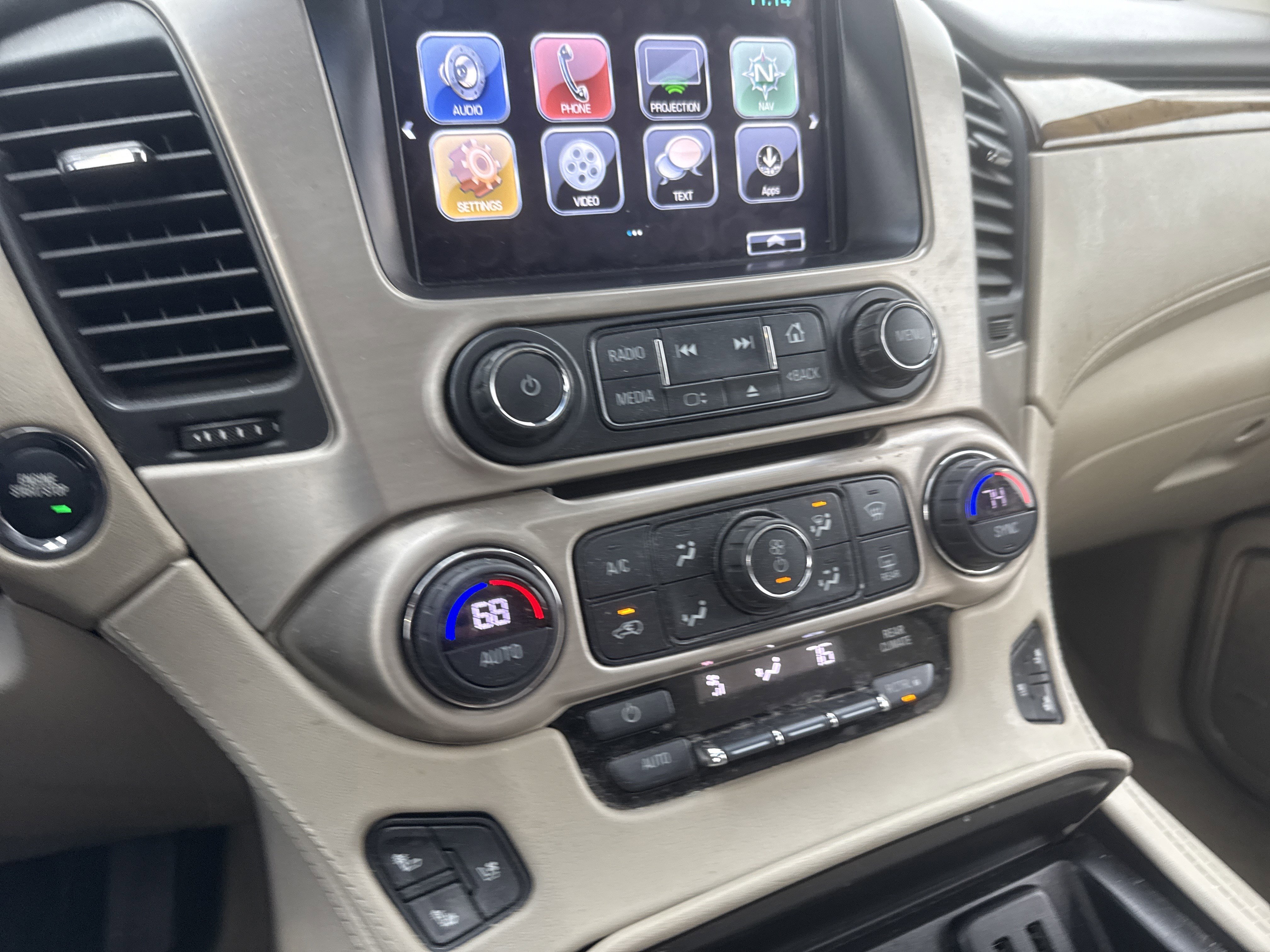 Used 2017 GMC Yukon XL Denali w/ Open Road Package image 23