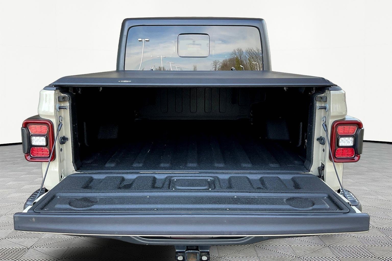 Used 2020 Jeep Gladiator Rubicon image 7