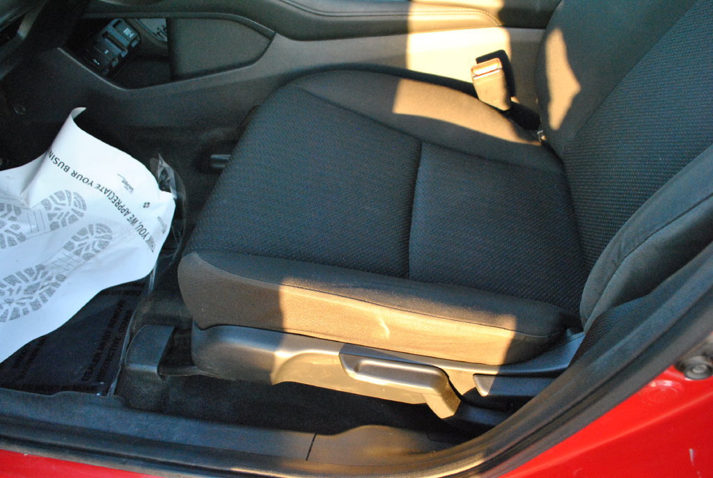 Certified 2018 Honda HR-V LX image 16