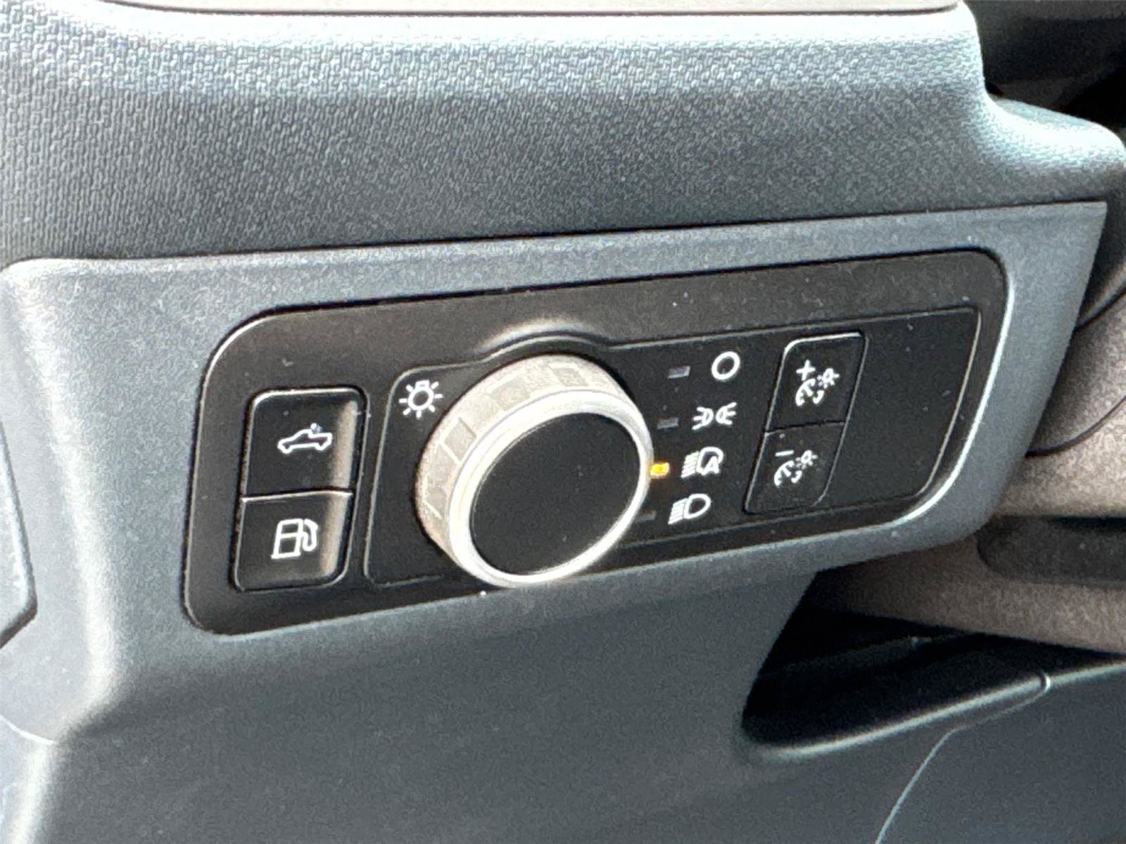Used 2024 Ford Maverick XL FWD image 27