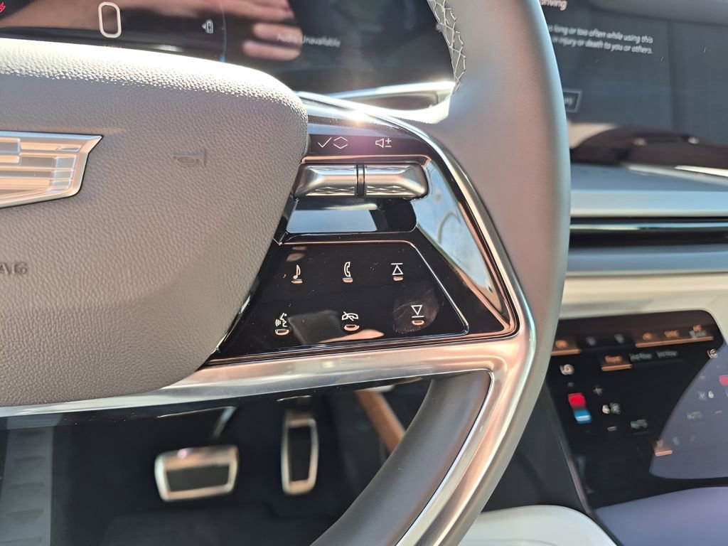 New 2026 Cadillac Vistiq Luxury AWD/4WD image 36