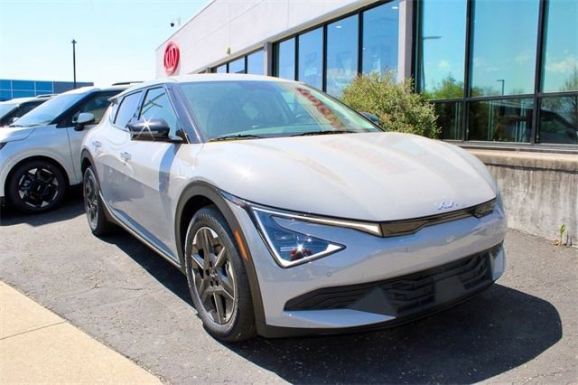 New 2025 Kia EV6 Light image 2