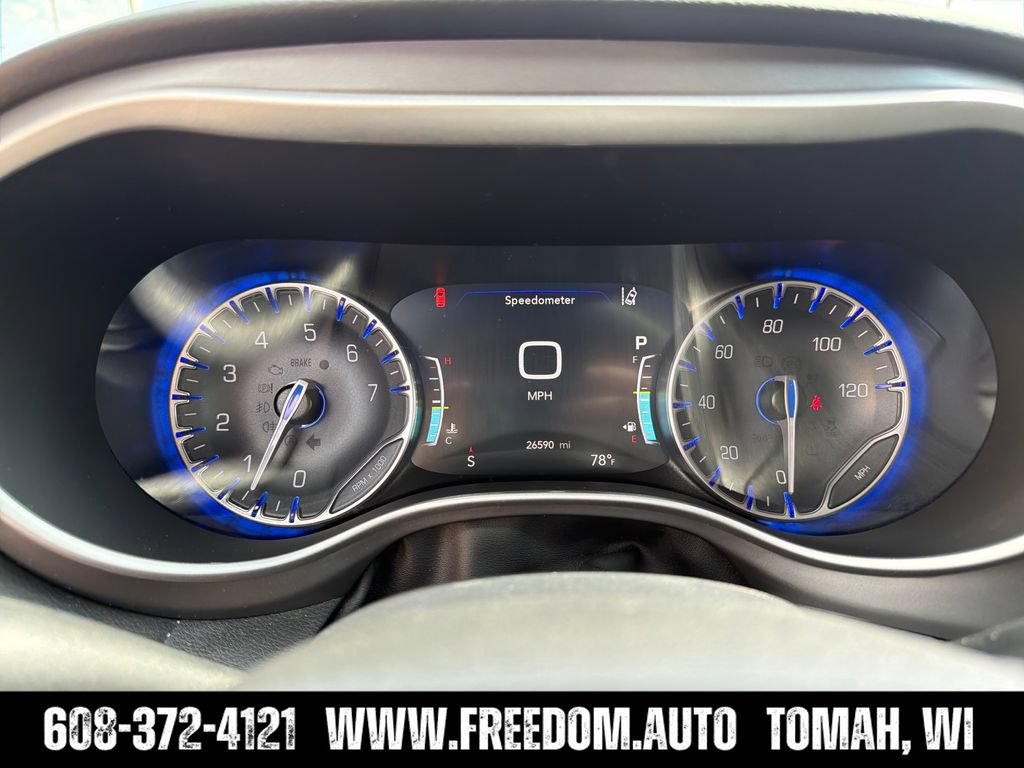 Used 2025 Chrysler Pacifica Select FWD image 23