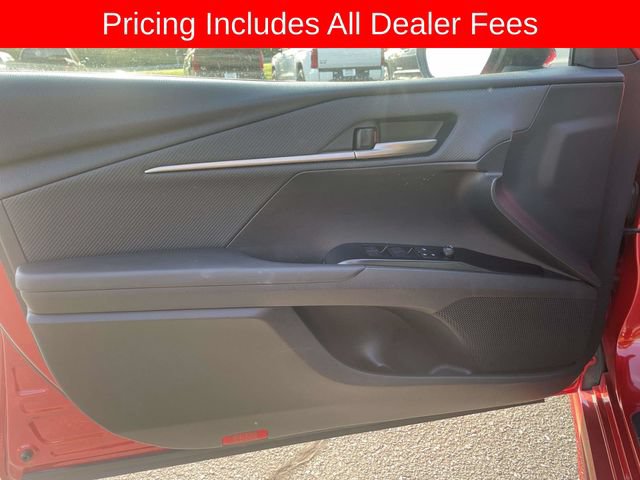 Used 2025 Toyota Camry SE FWD image 18